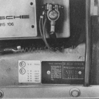 Porsche 944, Typenschild