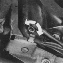 Porsche 944, K�hlmittel ablassen