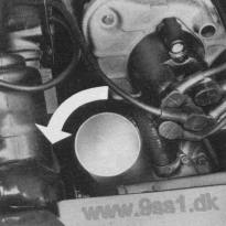 Porsche 944, �lfilter wechseln