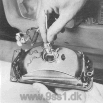 Porsche 944, Zusatzscheinwerfer auswechseln